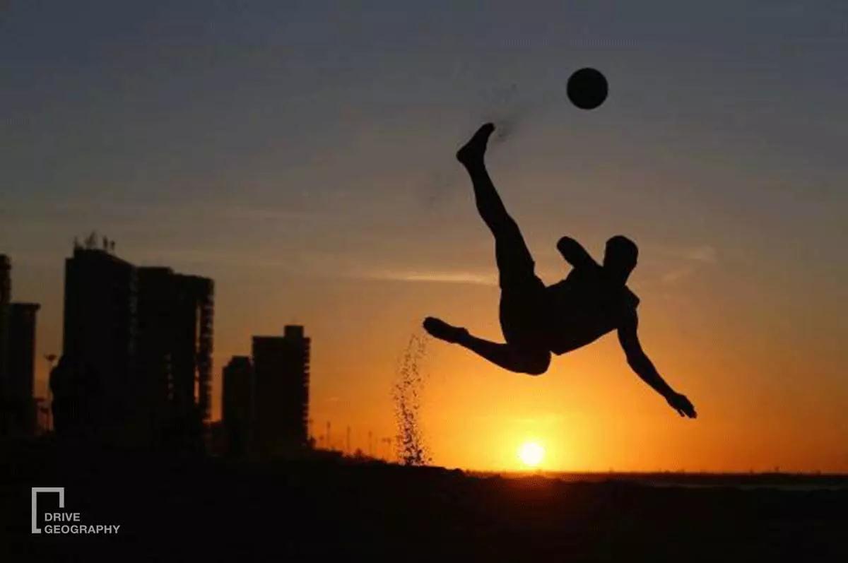 被国足抢头条了，巴西宝宝不开森了