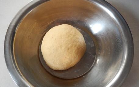 黄玫瑰送朋友的花语是什么,黄玫瑰送给朋友代表什么