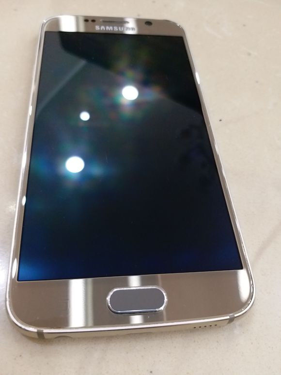 三星s6手机是曲面屏吗,三星s62024年使用