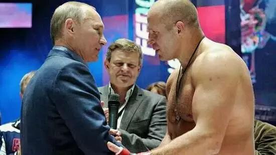 格斗沙皇菲多比赛视频,俄罗斯格斗沙皇菲多超劲爆ko集锦