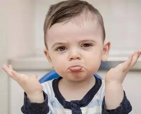 怎样正确引导孩子的嫉妒心,如何消除孩子嫉妒心理