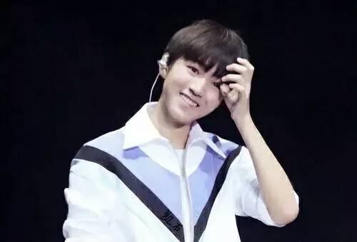 杨洋刘昊然谁演的,鹿晗刘昊然谁帅