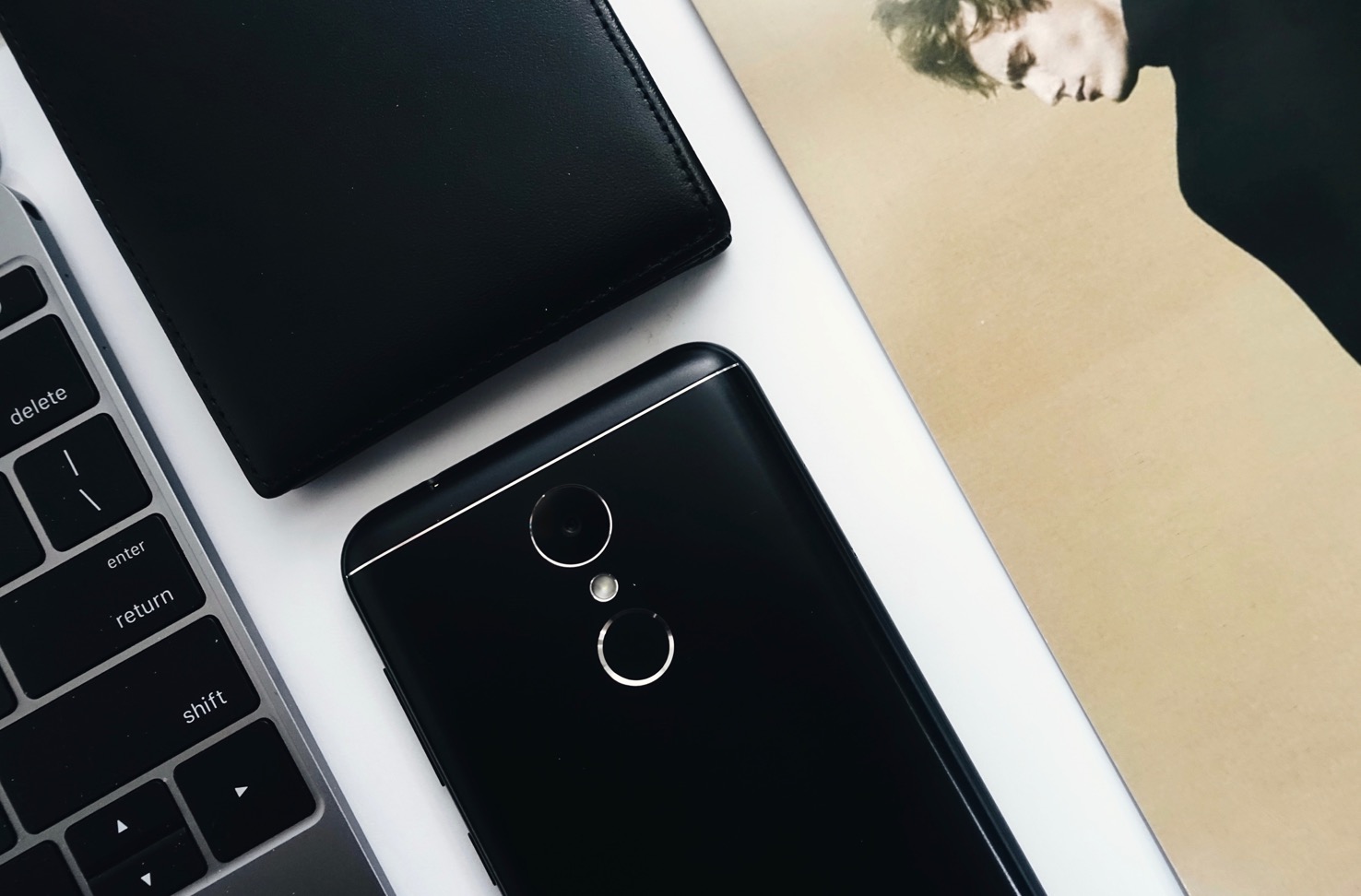 360n5慕斯黑星空黑区别,360n5手机详细参数