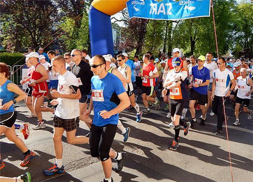 女性经期可以跑步吗,天天跑步还是隔天跑步好利于减肥