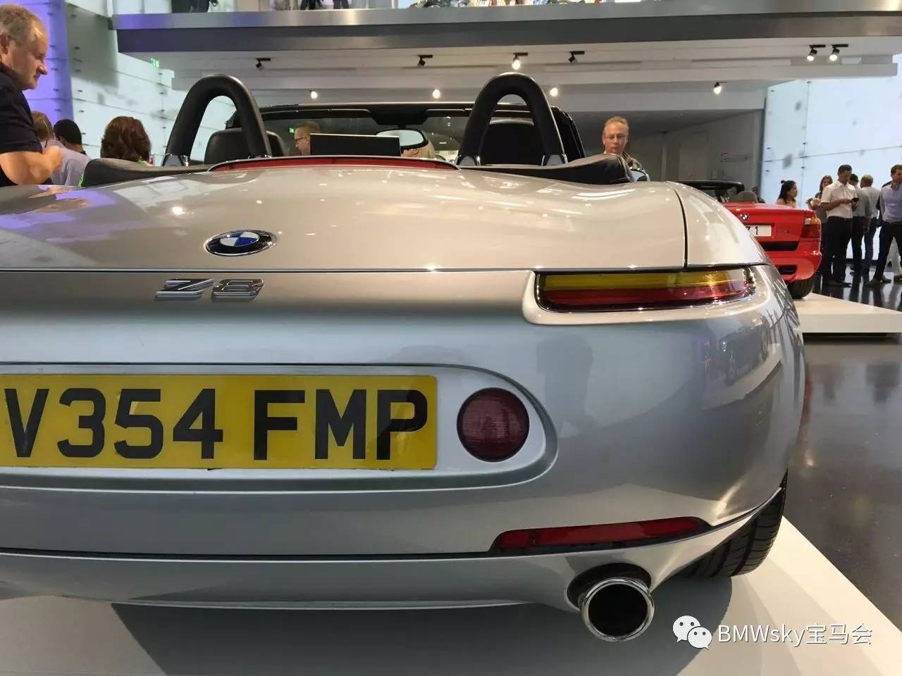 宝马跑车z8,bmw的超跑