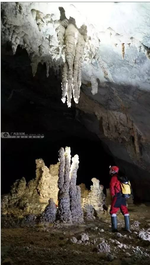 城报｜震惊！东兰发现了一个巨大的“黑色眼睛”，中外科考队惊讶不已