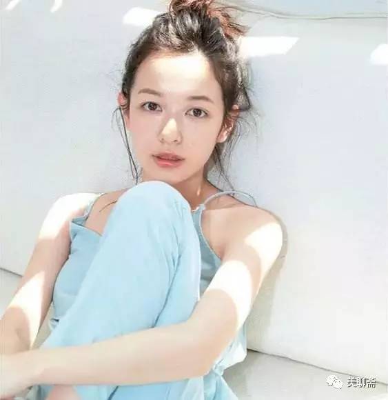 有防晒指数的粉底可以代替抹防晒霜吗？为什么防晒还是晒黑了呢？关于防晒的一切都在这里了