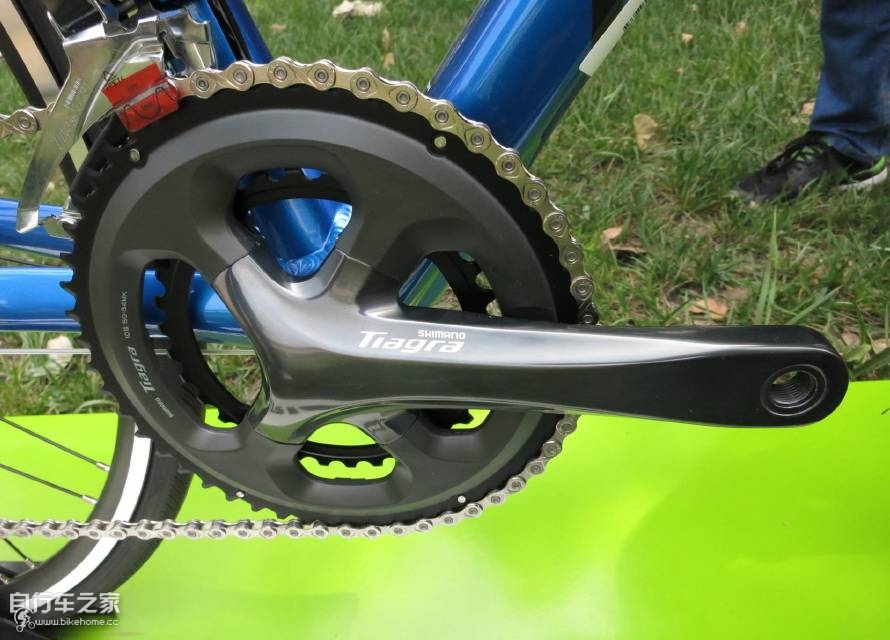 美利达2024新款入门公路车,美利达scultura300