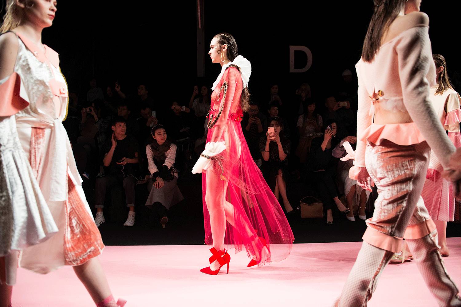 带你看上海时装周,带你看上海时装周2022