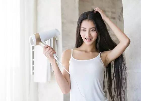 吹拉染烫后如何修复发质,染烫受损发质还能恢复吗