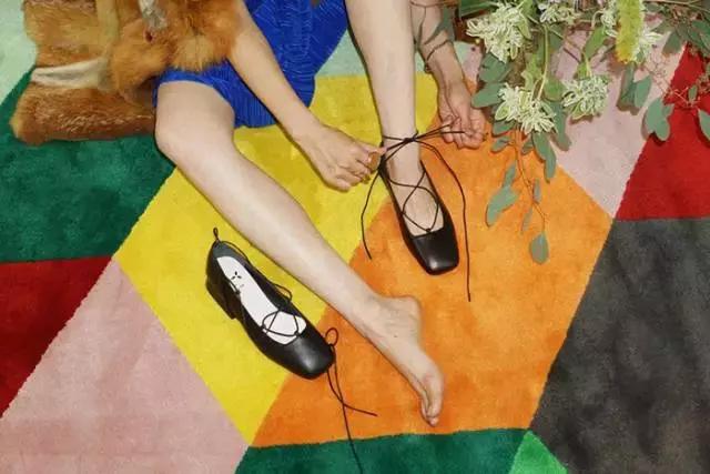 今年秋冬流行的三双鞋,今年最好看的鞋子是哪一款