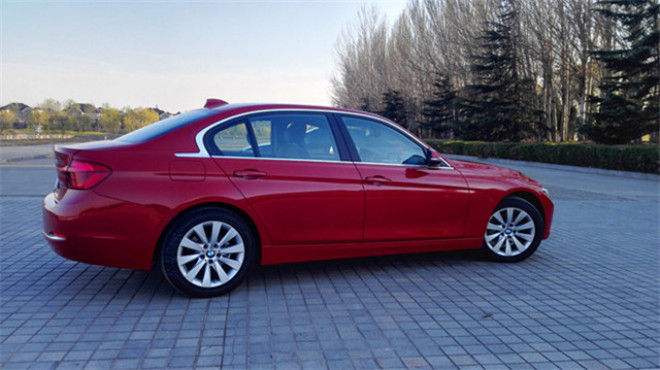 宝马318li和320li区别,宝马318li沉浸式体验