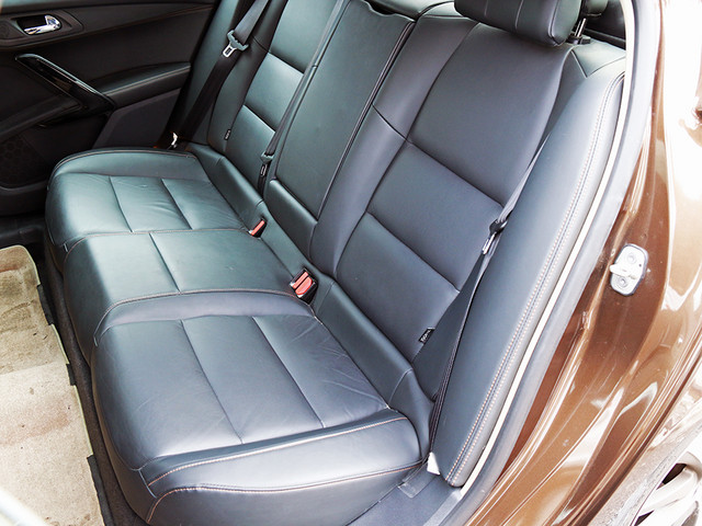 标致508和雪铁龙c5到底该怎么选,2011款雪铁龙c5与标致508对比