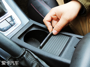 标致508和雪铁龙c5到底该怎么选,2011款雪铁龙c5与标致508对比