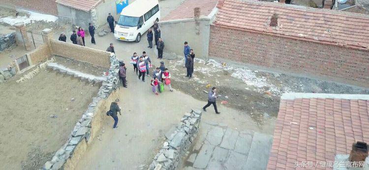 巩建伟,集宁区光明街小学校长巩建伟