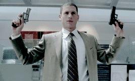 越狱第四季迈克尔得了什么病,越狱第五季迈克尔最后一个请求