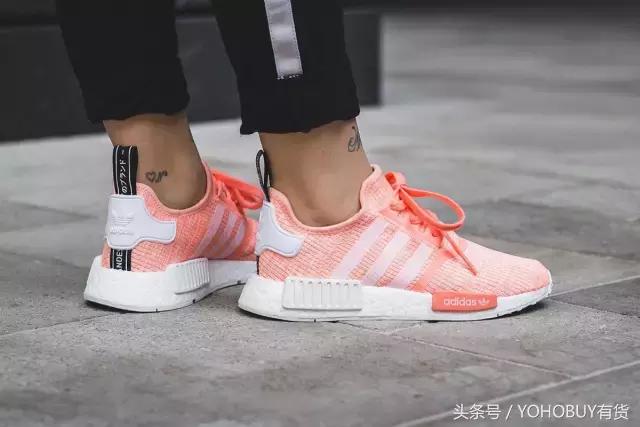 这8双令直男羡慕拥有的女生专属Sneaker,你买了吗?