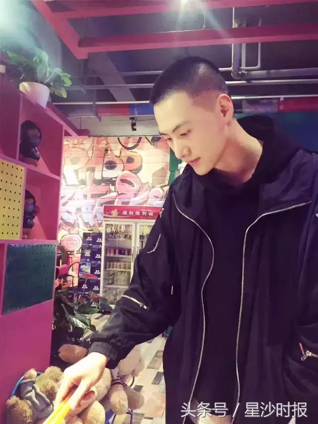 脱衣有肉、自带美颜,星沙老板界的颜值担当……谁是你的菜?