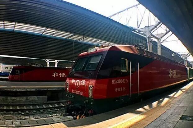 呼和浩特到北京的z318次火车,呼市至北京z316火车时刻表