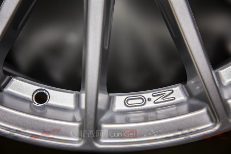 ozsuperturismolm轮毂评测,ozsuperturismogt轮毂
