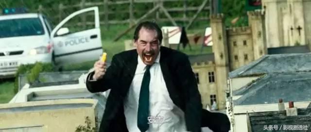 一部无厘头的风格喜剧电影,一部颠覆三观的喜剧片