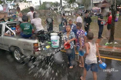 体验一下泰国泼水节,泰国泼水节游玩的最全攻略