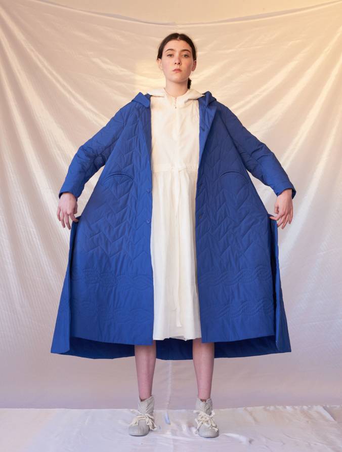 二姨谈时尚｜RenliSu：伦敦升起中国星，米色绿色蓝色