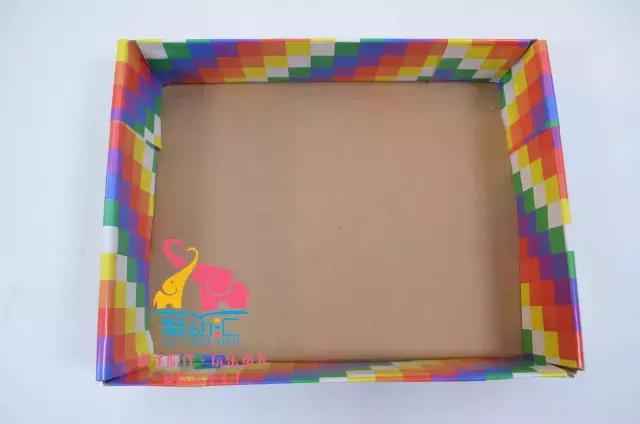 玩过手动的桌上足球，还没玩过用嘴吹的