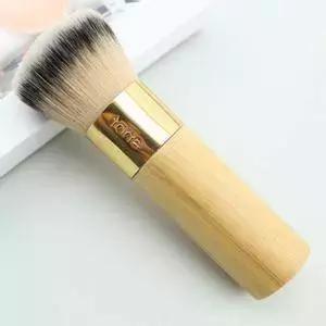 夏季底妆简单不脱妆化妆教程推荐,如何画一个干净无瑕的底妆教程