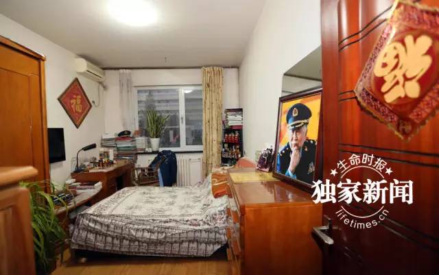 阎老走了,也许你熟悉舞台上的他,却未必了解生活中另一个他