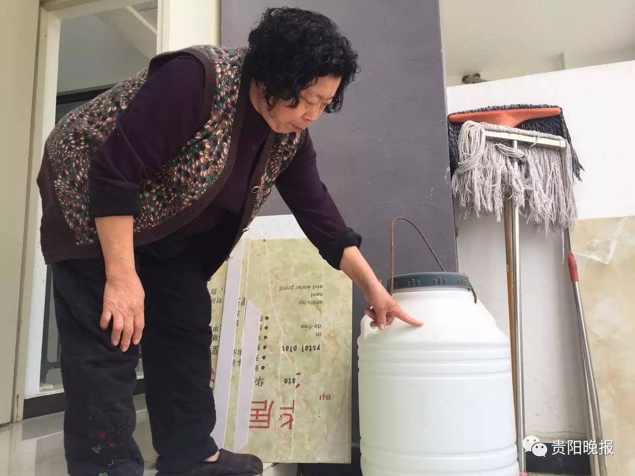 奇怪！四楼正常，六楼也正常，唯独5楼不正常，花溪区溪山御景小区这些5楼住户一直没有想明白供水这件事……