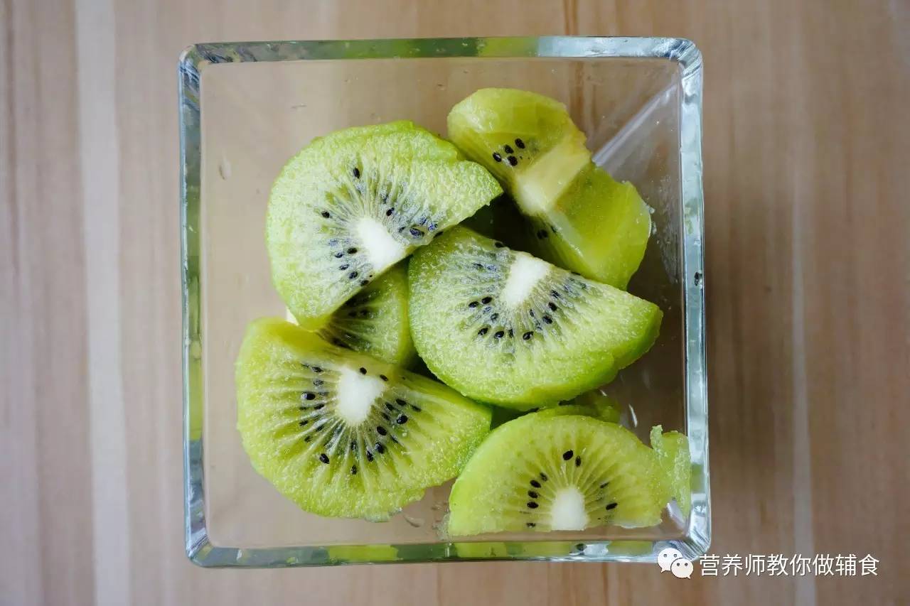 宝宝便秘腹胀呕吐该吃什么,宝宝积食便秘厌食吃什么