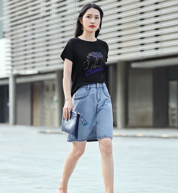 简约又时尚的t恤穿搭,最时尚的短袖t恤又百搭