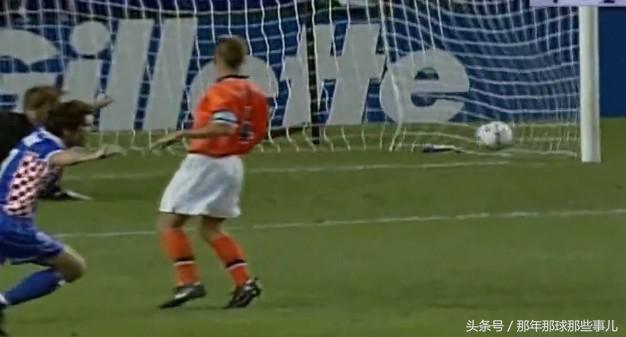 1998鏖战法兰西/40尼维尔*案惨**警世季军战双星闪耀