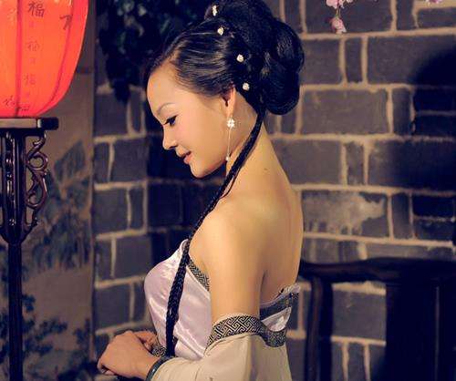 冲冠一怒为红颜是吴三桂写的吗,冲冠一怒为红颜说的是谁的诗