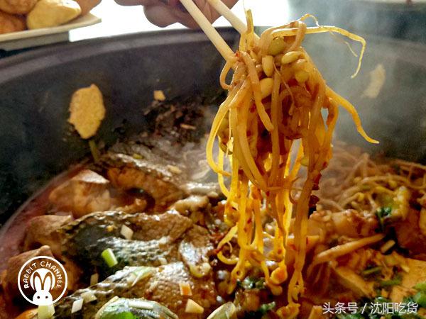 铁锅炖鱼怎么才有特色,铁锅炖鱼太好吃了你们吃过吗