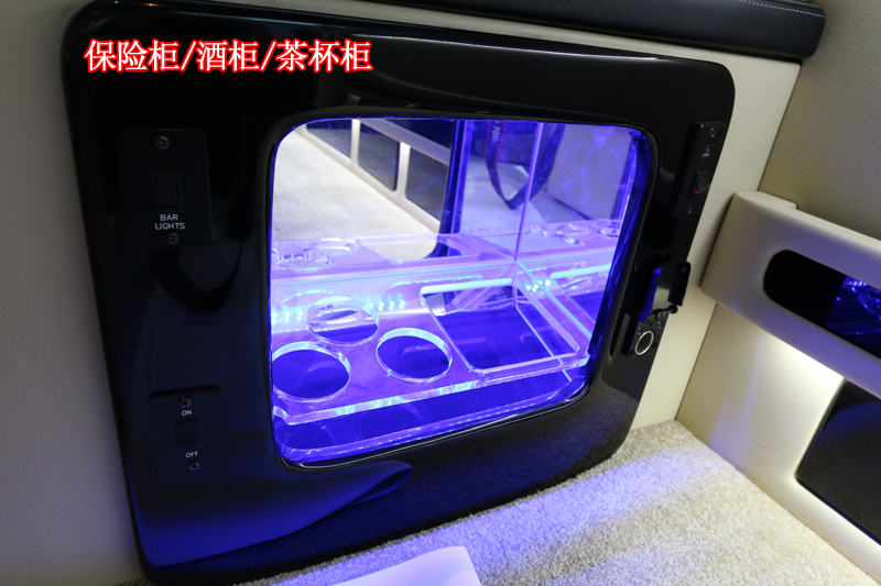 人民的名义车子片段,人民的名义考斯特片段