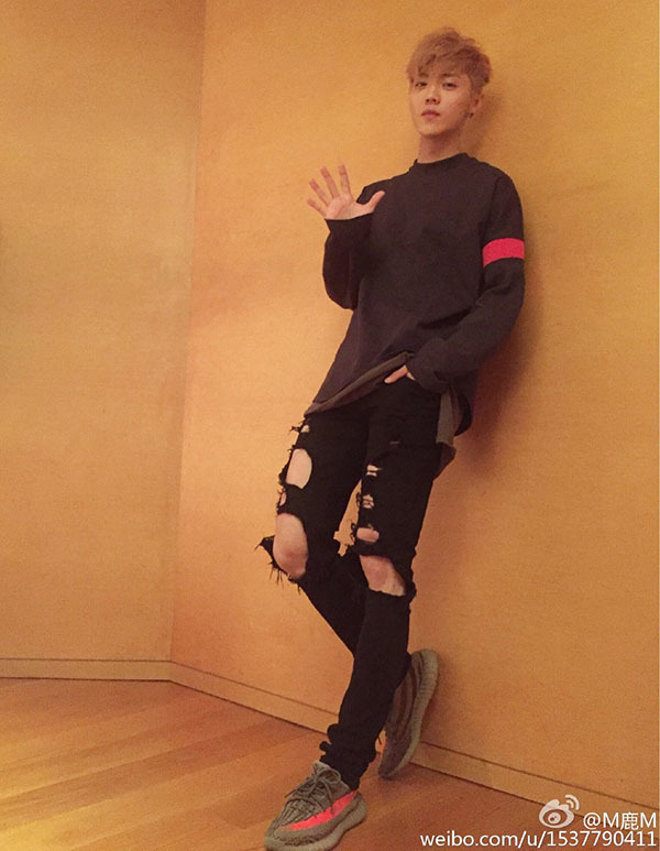 时尚潮流的袜子测评,袜子鞋深度解析