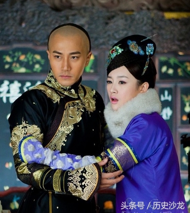 皇太极年轻时就喜欢海兰珠,皇太极和海兰珠生死相随