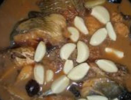 大蒜烧鲶鱼一般要烧多少分钟,大蒜烧鲶鱼要去黏液嘛