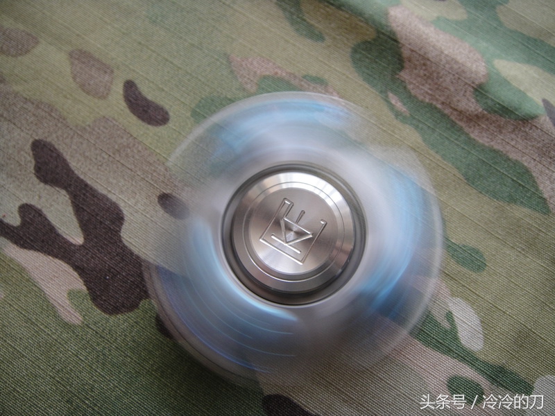 指尖陀螺spinner,handspinner指尖陀螺怎样玩