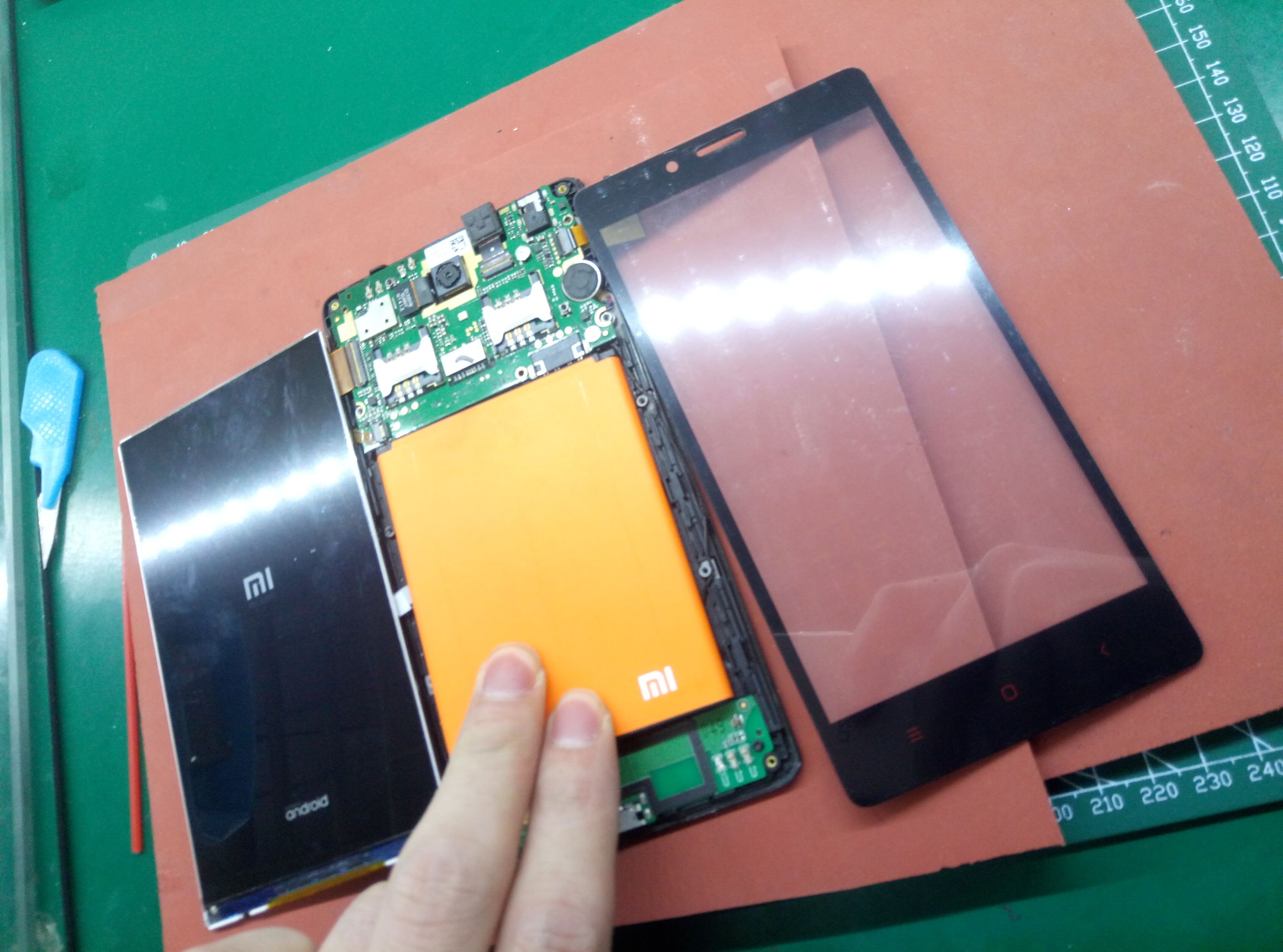 手机外屏更换教学视频,一体手机外屏更换