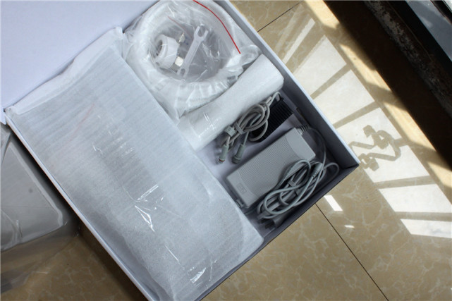 净水机净化出健康的水,万元净水机