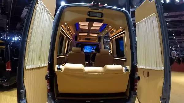 2021上海车展超吸睛的几款豪车,价值好几亿的豪车