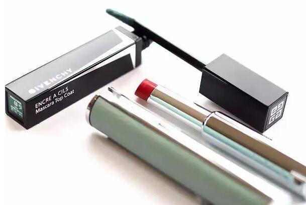 纪梵希小羊皮333和ysl小金条1966,纪梵希小羊皮和ysl小金条哪个好