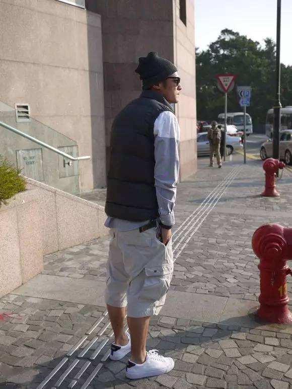 跟着这两人学穿搭，刷街名单肯定有你