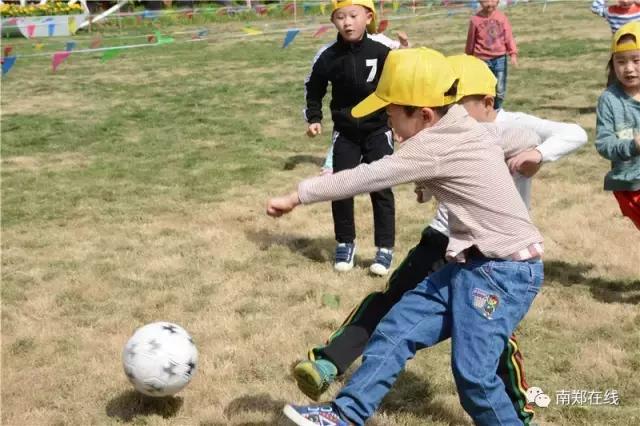 最好的爱是陪伴孩子视频,最好的爱是陪伴萌娃