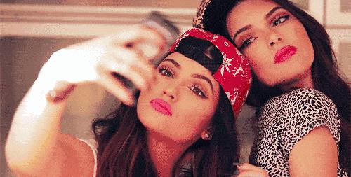 嘴上不说身体却挺诚实搞笑视频,心里害怕嘴上不说身体却很诚实