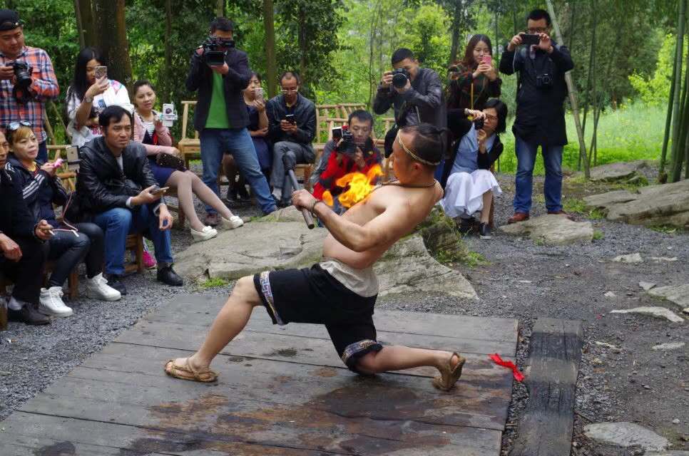 跟着爸爸去露营古镇,跟着爸爸去体验生活