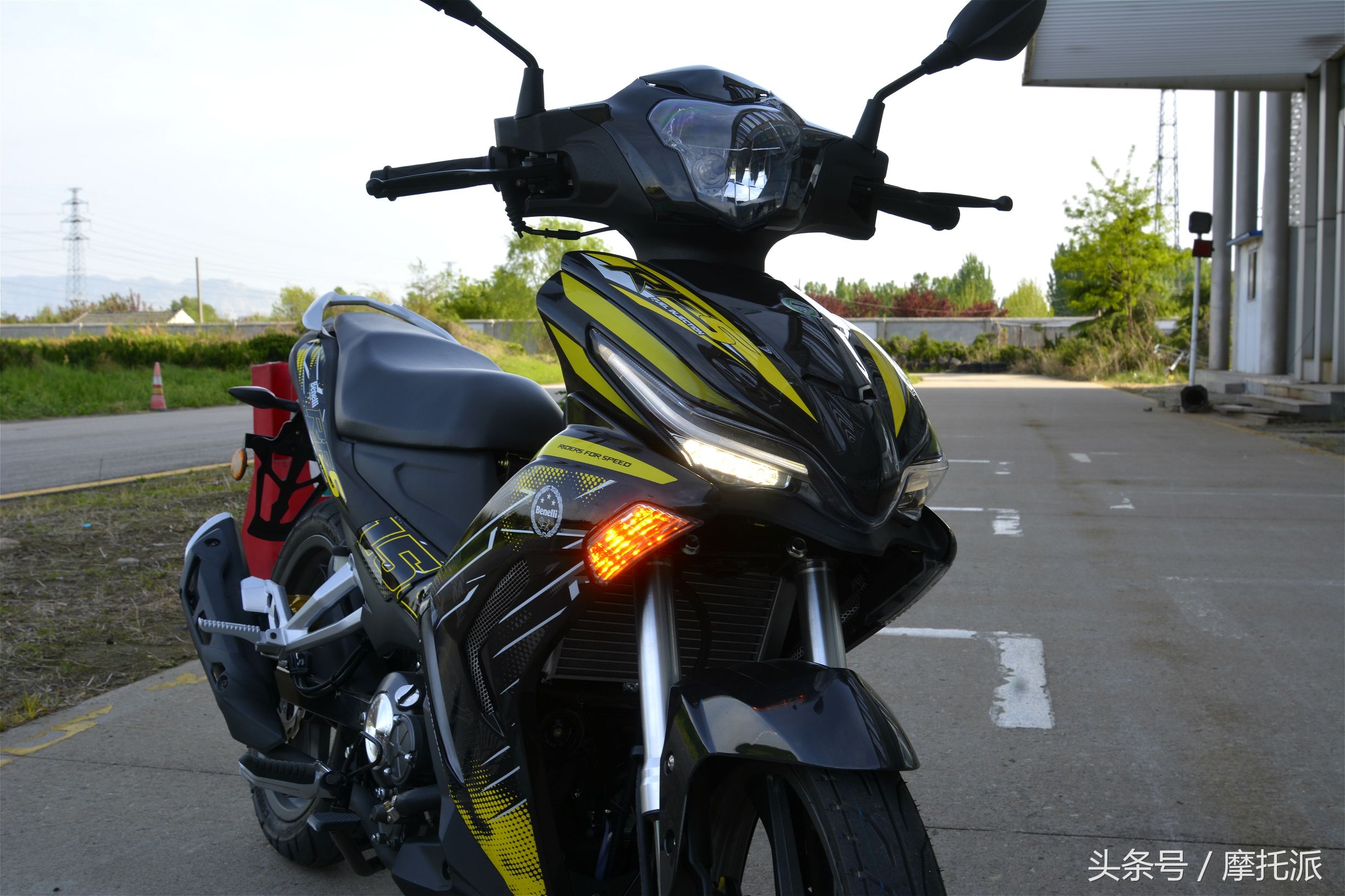 贝纳利2019款rfs150i,贝纳利rfs150i测评